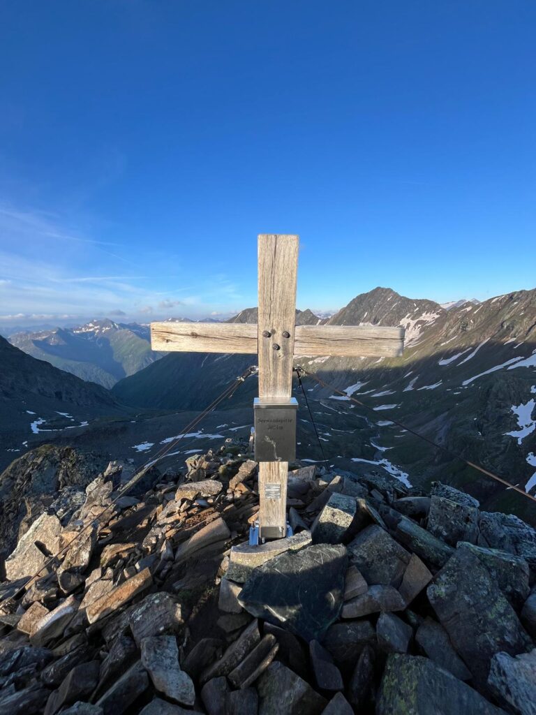 Seewandspitze 3.024m